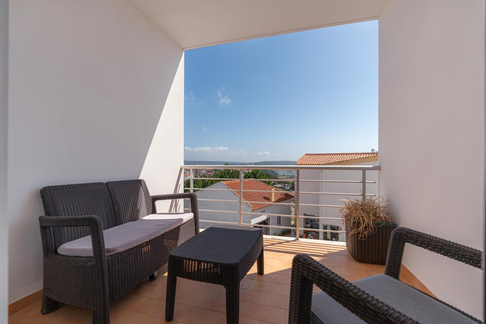 Atlantic Nest Nazaré Apartment Exterior foto